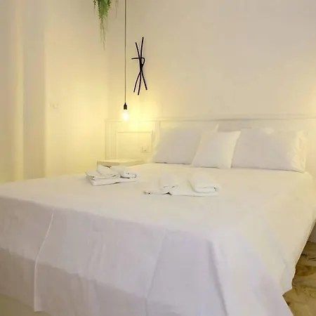 Boite D'esprit De Luxe Bed & Breakfast Rossano Stazione