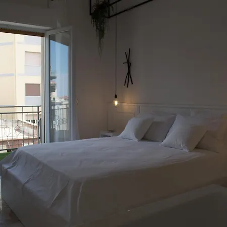 Boite D'esprit De Luxe Couette-café Rossano Stazione