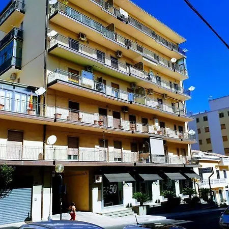 Bed & Breakfast Boite D'esprit De Luxe Rossano Stazione