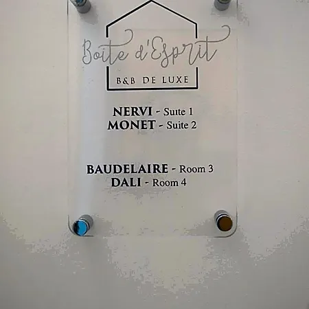 Boite D'esprit De Luxe Rossano Stazione
