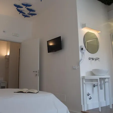 Boite D'esprit De Luxe Bed & Breakfast Rossano Stazione