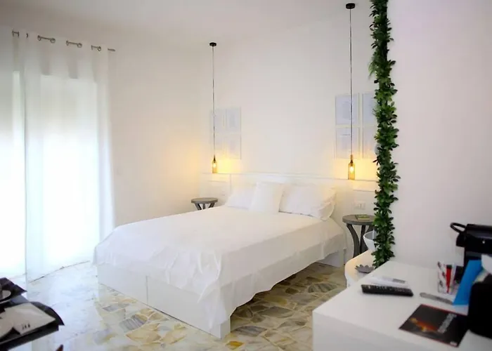 Oda ve Kahvaltı Boite D'esprit De Luxe 3*