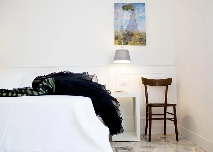 Boite D'esprit De Luxe Oda ve Kahvaltı Rossano Stazione