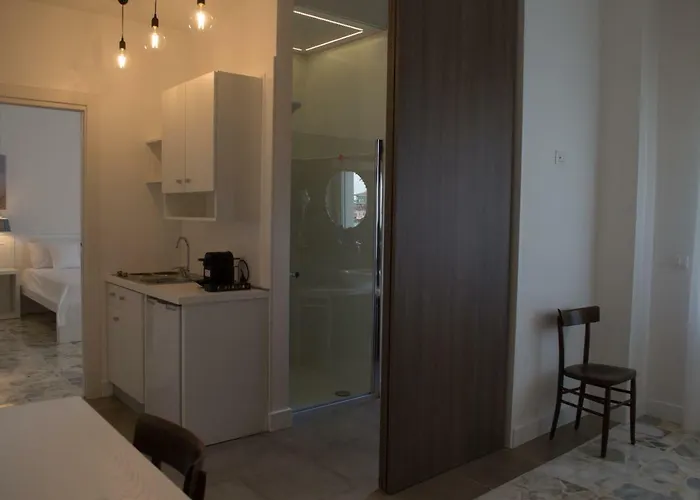 Boite D'esprit De Luxe Oda ve Kahvaltı 3*