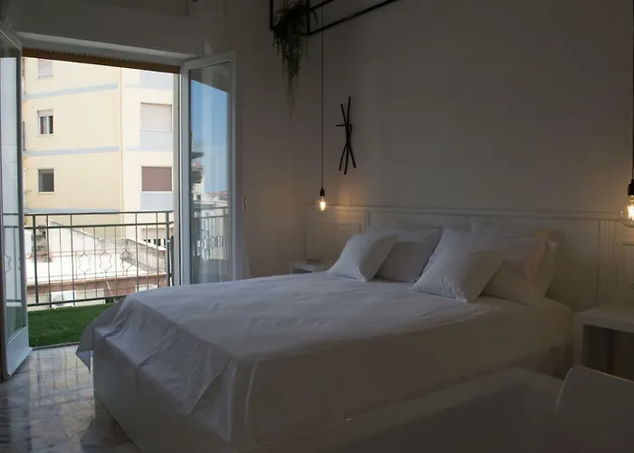 Oda ve Kahvaltı Boite D'esprit De Luxe 3*