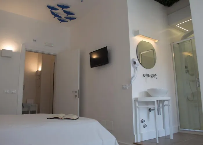 Boite D'esprit De Luxe Oda ve Kahvaltı Rossano Stazione